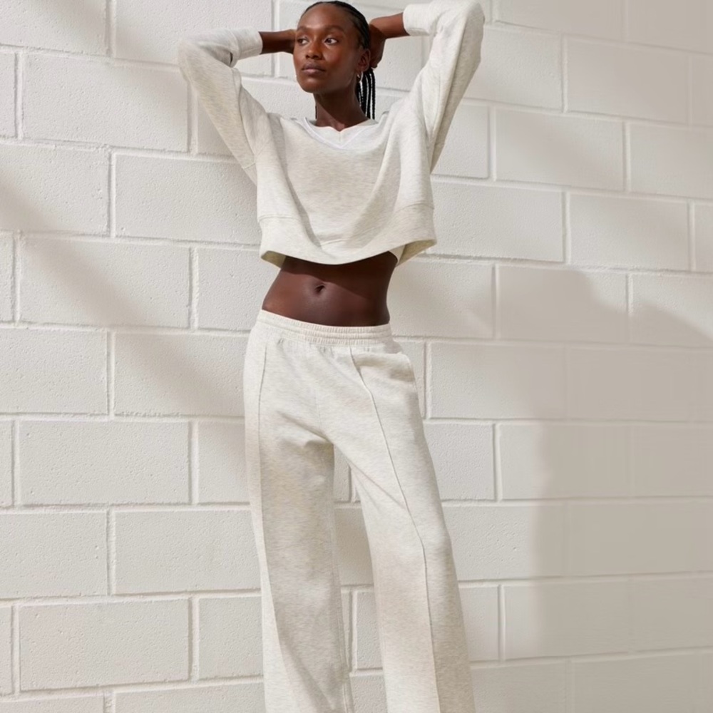 A&F | NWOT YPB NeoKnit Jogger Sweatpants